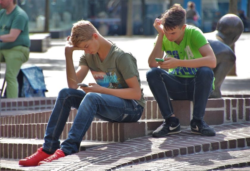 proč se generace Z bez smartphonu neobejde