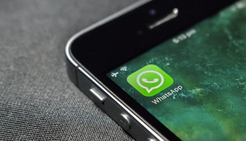 WhatsApp pokuta Irsko